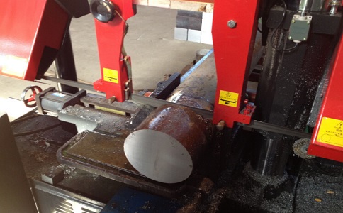 横林镇卧式带锯床加工时出现明显振荡如何排查？